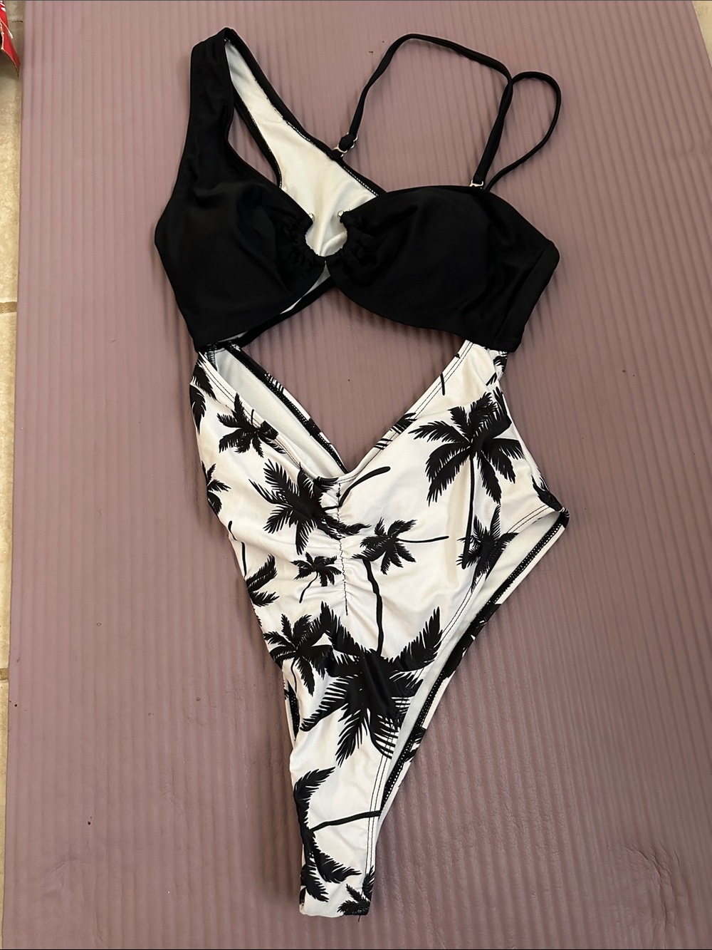 Black & White Palm Print One-Piece Swimsuit